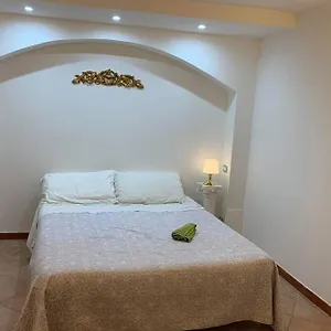 - Casa La Rosa Taormina