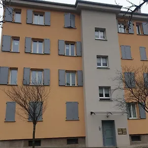 Nonna Merj , Tirano Italia